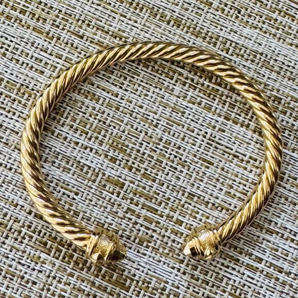 David Yurman Renaissance® 18K Yellow Gold Cablespira Bracelet, 5mm, Medium, EUC - Picture 3 of 5